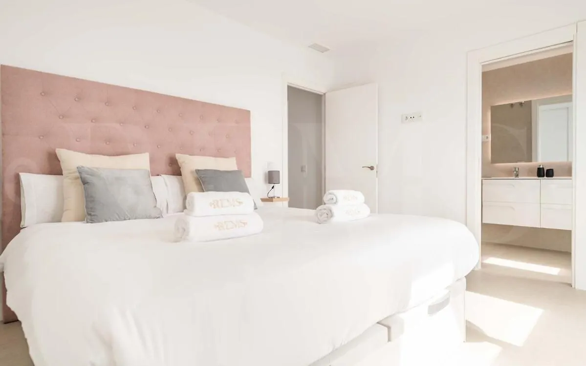 Holiday home Seaview House With Rooftop Pool, Game Room, Parking Rems Torremolinos